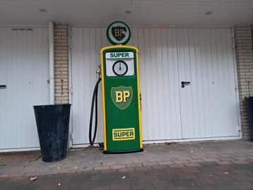 Leuke oude BP Salzkotten Clockface benzinepomp jaren 50e 60e beschikbaar voor biedingen