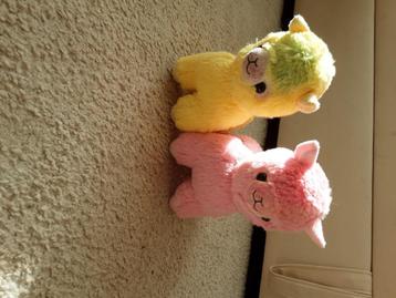 Knuffels Lama's beschikbaar voor biedingen