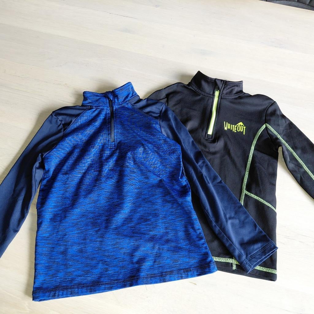 Skipully / thermo shirt / skitrui 122 -128, Ophalen of Verzenden, Zo goed als nieuw, Jongen of Meisje, Shirt of Longsleeve