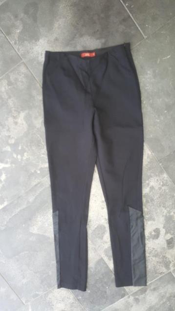 EDC – zwarte broek maat XS beschikbaar voor biedingen