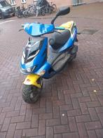 Aprilia sr 2001 1e eigenaar opknapper, Fietsen en Brommers, Scooters | Aprilia, Ophalen, ., SR 50, Zo goed als nieuw