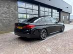 BMW 5-serie 520i High Executive | VOL! | Dak | HUD | Carplay, Automaat, 1998 cc, Achterwielaandrijving, Gebruikt