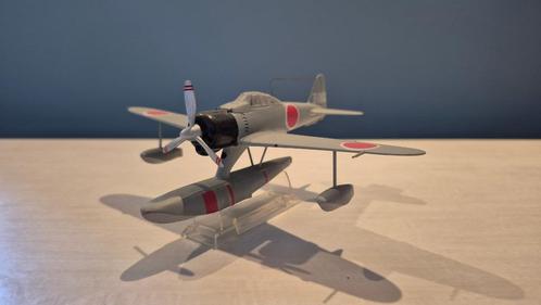 Plastic model van een Nakajima A6M2-N schaal 1/72 (M80), Verzamelen, Luchtvaart en Vliegtuigspotten, Gebruikt, Schaalmodel, Ophalen
