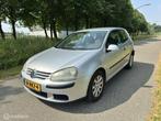 Volkswagen Golf 1.4 Trendline*NEW APK 07/26*STOELVERWARMING, Voorwielaandrijving, Gebruikt, Zwart, 4 cilinders