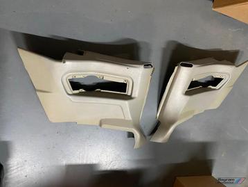 Bmw E30 cabrio achter deurpanelen beige/ grijs 3-serie cabri beschikbaar voor biedingen