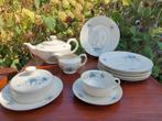 Vintage Theeservies met Blauwe Bloemen, Antiek en Kunst, Antiek | Servies compleet, Ophalen