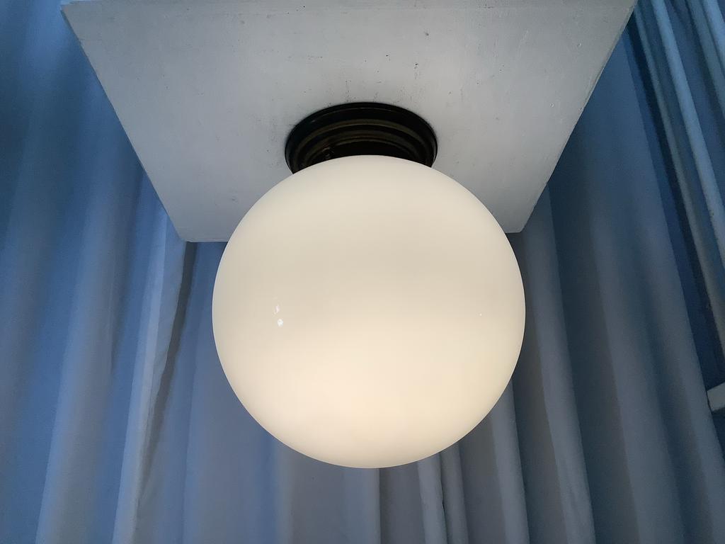 Mooie  oude Plafondlamp met koperen plafond plaat, Ophalen of Verzenden