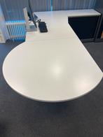 Te koop bureau met gespreksdruppel, Ophalen