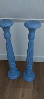 2 hoge houten blauwe brocante kandelaars voor 10,00 €, Zo goed als nieuw, Hout, 50 tot 75 cm, Ophalen