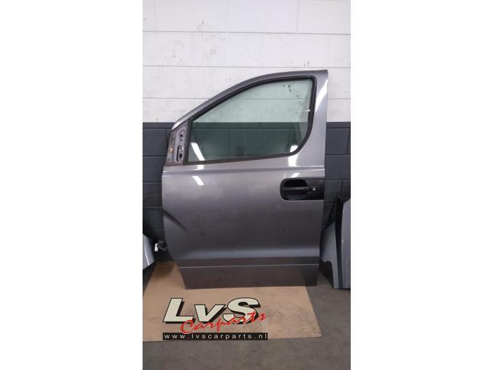 Portier 2Deurs links van een Hyundai H300 (NDA), Auto-onderdelen, Carrosserie en Plaatwerk, Deur, Hyundai, Gebruikt, 3 maanden garantie