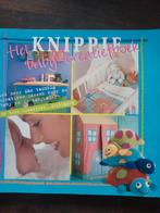 Het knippie baby creatief boek, Boeken, Hobby en Vrije tijd, Ophalen of Verzenden, Zo goed als nieuw