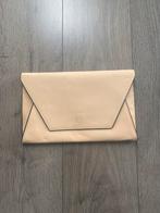 Beige/pasteloranje clutch/envelop tasje Zara, Ophalen of Verzenden, Zo goed als nieuw, Overige kleuren, Overige typen