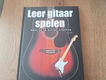 Leer gitaar spelen  Nick Freeth beschikbaar voor biedingen