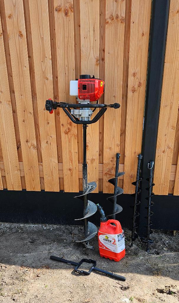 Benzine grondboor te huur, Tuin en Terras, Hand-tuingereedschap, Gebruikt, Grondboor, Ophalen of Verzenden