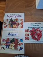c. - Beeldgids voor papieren bloemdecoraties, Ophalen of Verzenden, Zo goed als nieuw, C.