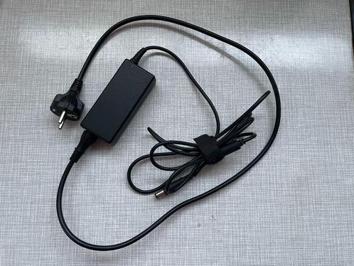 C715 Dell Latitude adapter 65.0 w Oplader Lader, Computers en Software, Laptop-opladers, Gebruikt, Ophalen of Verzenden