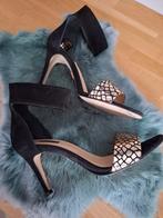 SuperTrash leren pumps zwart met gouden details, Pumps, Zwart, Ophalen of Verzenden, Onbekend