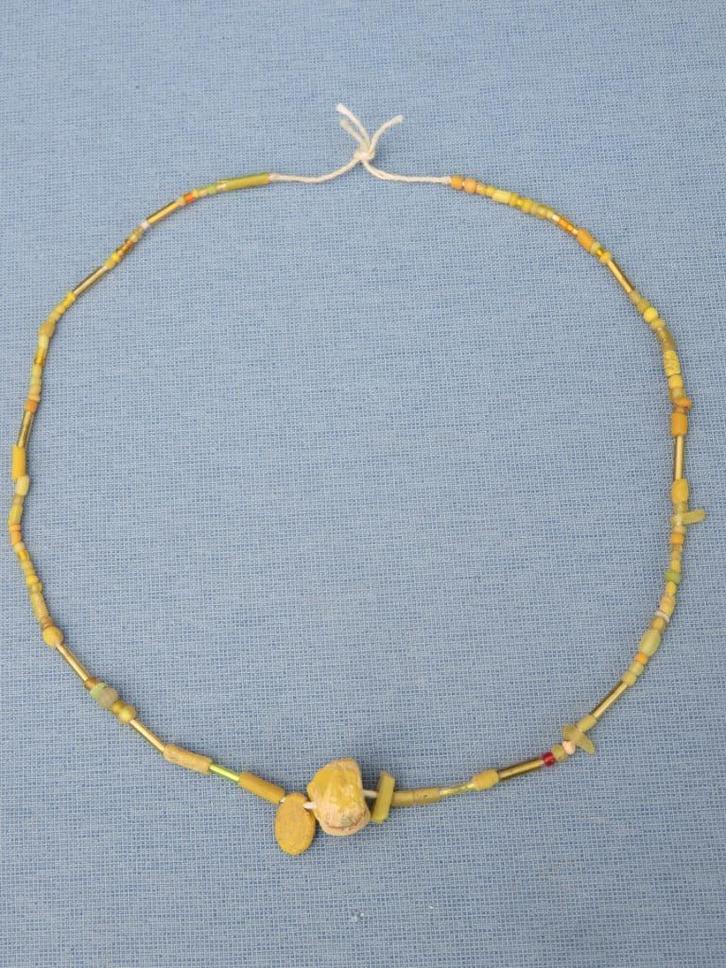 Romeinse rijk - Glas snoer - ca. 2000 jaar oud - bodemvondst, Sieraden, Tassen en Uiterlijk, Antieke sieraden, Ketting, Overige materialen