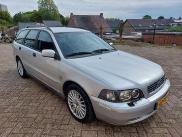 Volvo V40 1.8, bj 2005, km 251213, apk t/m juli 2026 beschikbaar voor biedingen