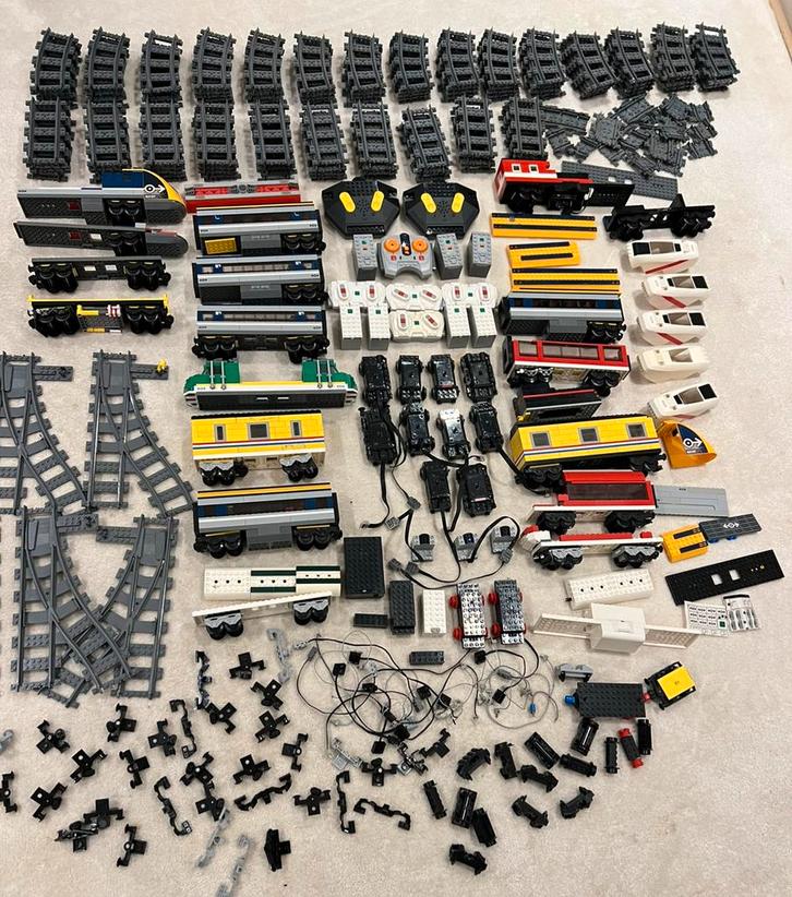 LEGO trein verzameling, Kinderen en Baby's, Speelgoed | Duplo en Lego, Ophalen of Verzenden