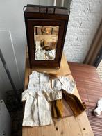 poppenhuis kast met kledingstukjes, Ophalen of Verzenden, Gebruikt, Poppenhuis