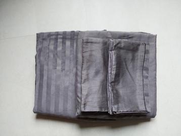 2 x 1 persoons dekbed overtrekken, kleur paars/grijs beschikbaar voor biedingen