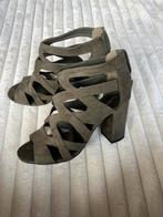 Hakken Sasha khaki groen maat 40, Kleding | Dames, Schoenen, Ophalen of Verzenden, Zo goed als nieuw, Groen