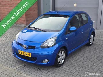 Toyota Aygo 1.0-12V Dynamic Blue✅️Airco✅️ beschikbaar voor biedingen