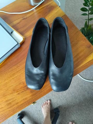 Size 36 - Camper Casi Myra Black Leather Ballerinas for Wome beschikbaar voor biedingen