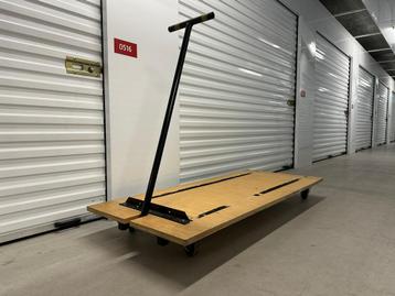 Zeer sterke transportwagen transportkar magazijnkar wagen beschikbaar voor biedingen