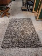 Tapijt hoogpolig grijs wit zwart karpet, Ophalen