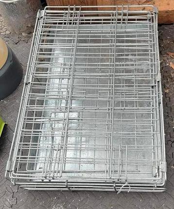 Vervoers kooi beschikbaar voor biedingen