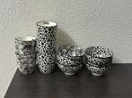 Set met kopjes en schalen, Huis en Inrichting, Ophalen, Overige stijlen, Porselein, Schaal of Schalen