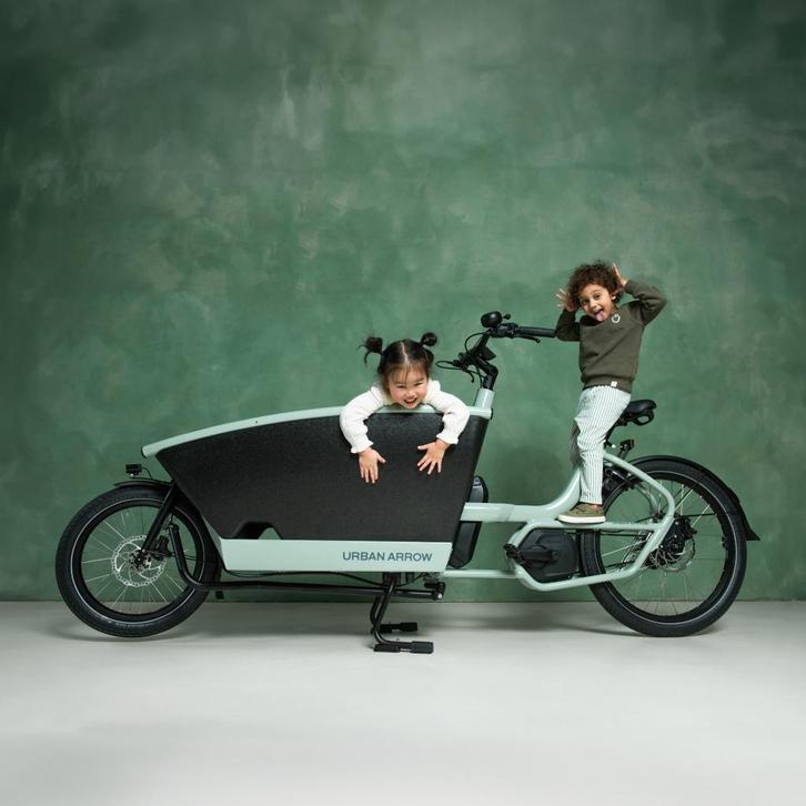 Urban Arrow Family Active Plus Connected+ BLACK FRIDAY, Fietsen en Brommers, Fietsen | Bakfietsen, Nieuw, Overige merken, Elektrisch
