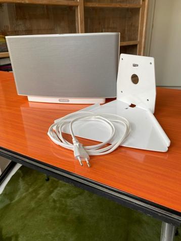 Sonos Play 5; Gen 1; ZGAN; wit; met ophangbeugels beschikbaar voor biedingen
