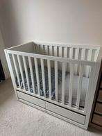 Kidsmill ledikant met opbergruimte + commode, Ophalen, Zo goed als nieuw, Ledikant