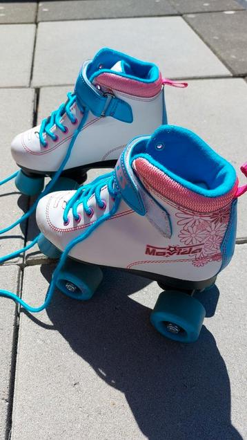 Prachtige Roces Movida rolschaatsen maat 32 beschikbaar voor biedingen