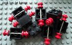 3137c02 (2) 8x zwart met rood Brick 2 x 2 with Dually Wheels, Kinderen en Baby's, Speelgoed | Duplo en Lego, Ophalen of Verzenden
