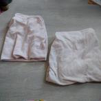 2 lichtroze hoeslakens voor ledikant, Meisje, Hoeslaken of Sloop, Ophalen of Verzenden, Zo goed als nieuw