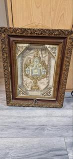 Religieuze Relikwie in Lijst - Antiek Decoratie Object, Ophalen