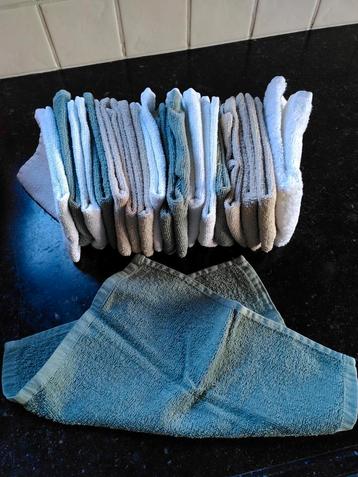 Spuugdoekjes, monddoekjes  beschikbaar voor biedingen