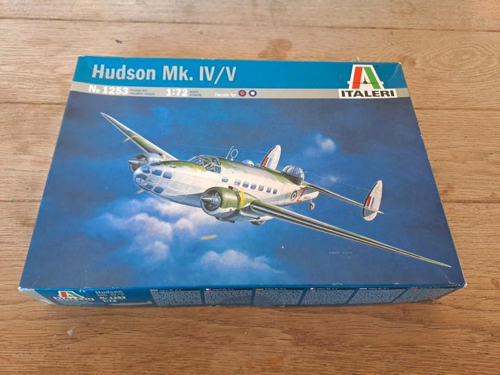 Italeri Hudson Mk. IV/V 1:72 Modelbouwpakket, Hobby en Vrije tijd, Modelbouw | Vliegtuigen en Helikopters, Zo goed als nieuw, Italeri