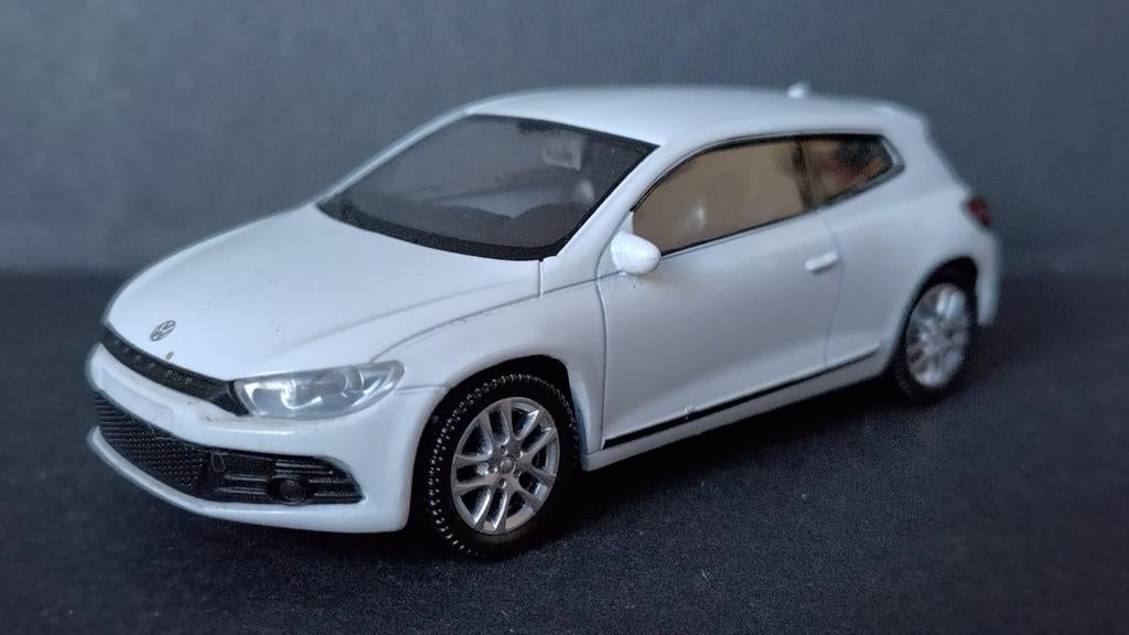 Volkswagen Scirocco White 1:43 Welly Pol, Hobby en Vrije tijd, Modelauto's | 1:43, Overige merken, Auto, Verzenden, Nieuw
