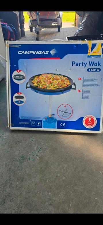 Nieuwe party wok in doos  beschikbaar voor biedingen