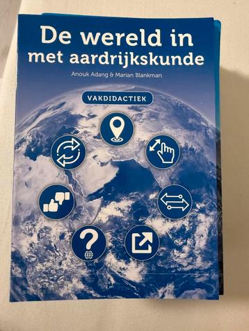 Anouk Adang - De wereld in met aardrijkskunde beschikbaar voor biedingen
