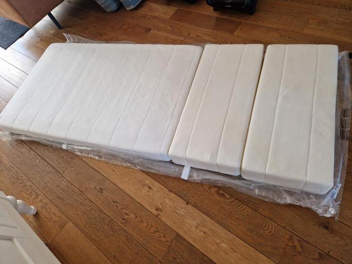 IKEA dit foam matras meegroeibed, Huis en Inrichting, Slaapkamer | Matrassen en Bedbodems, Zo goed als nieuw, Matras, 80 cm, 200 cm