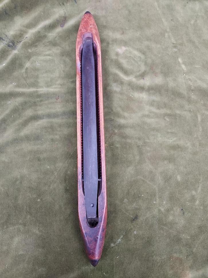 Antieke houten spoelhouder uit spinnerij., Antiek en Kunst, Antiek | Gereedschap en Instrumenten, Verzenden