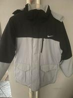 Nike fleece jas mt 164, Ophalen of Verzenden, Zo goed als nieuw, Jongen, Jas