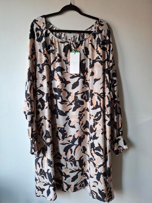 Kaffe Curve viscosemix jurk maat: 48 NIEUW!, Kleding | Dames, Grote Maten, Nieuw, Jurk, Beige, Ophalen of Verzenden