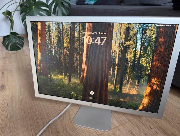 Apple Cinema HD Display 23 inch, Computers en Software, Monitoren, Gebruikt, 60 Hz of minder, DVI, Kantelbaar, Overige typen, Full HD